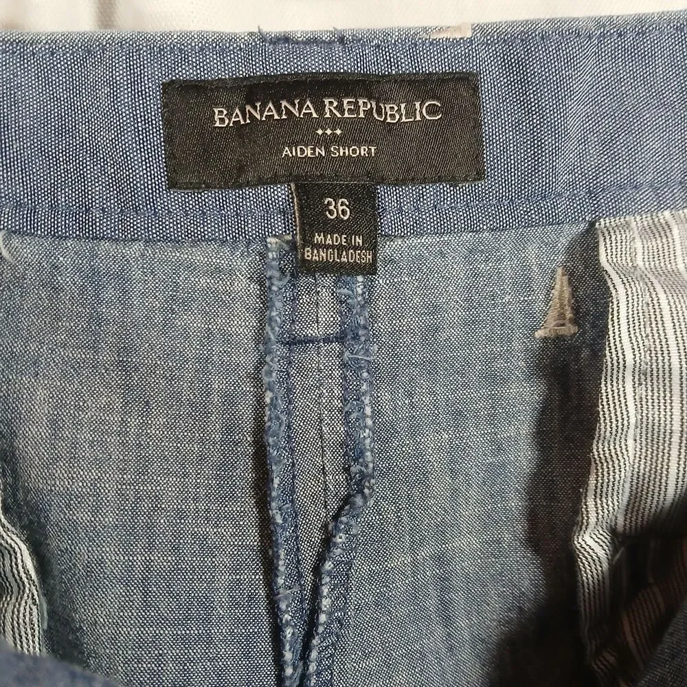 Banana Republic Aiden Shorts Mens 36 Chambray Blue Sailboats Anchors Cotton